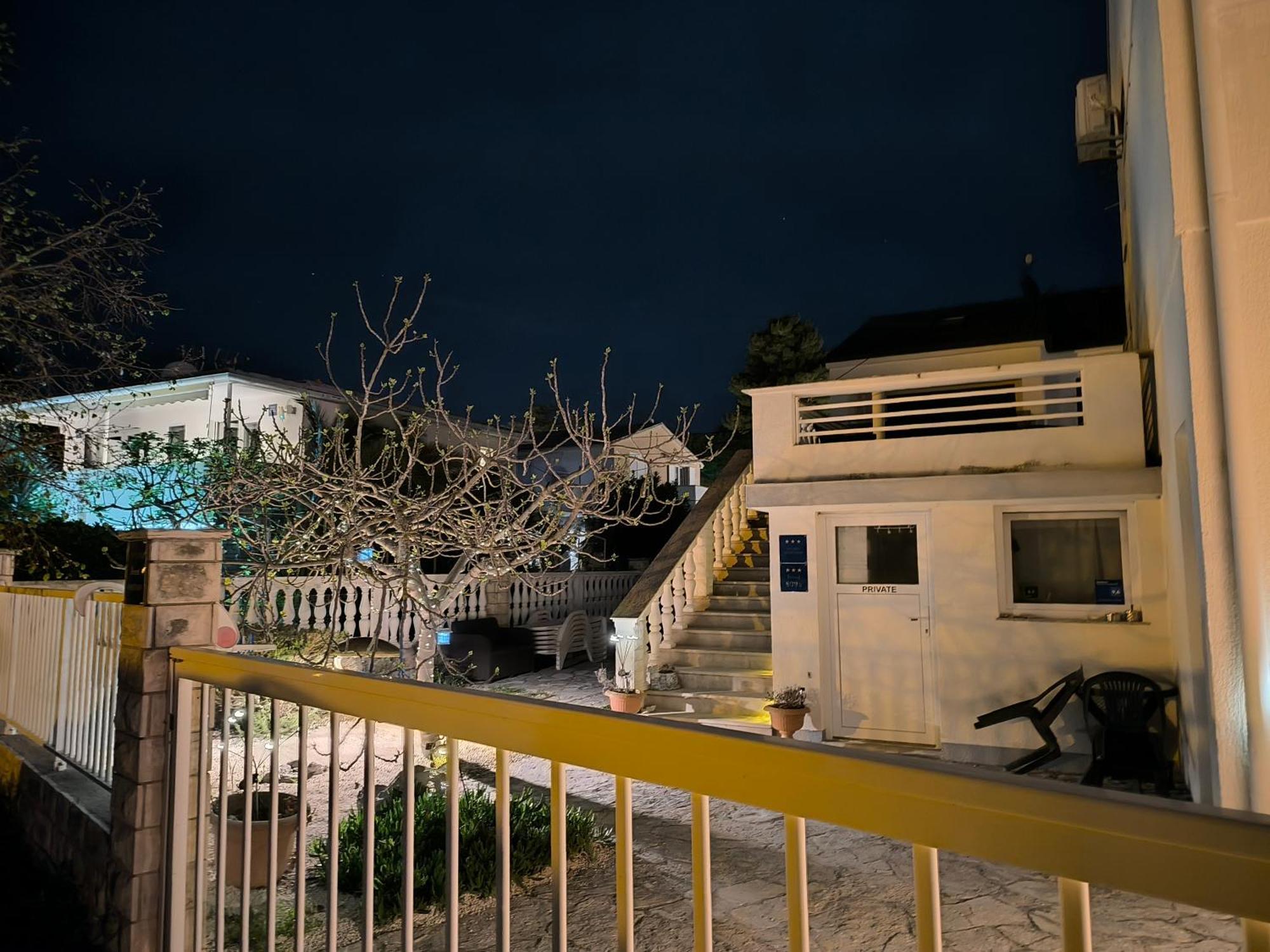 Diklo Beach Apartments Robert & Renata Zadar Bagian luar foto